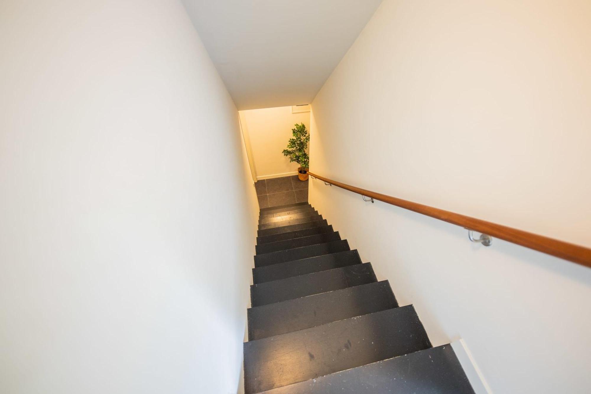 Superb 90m2 With Garden - Ks8a *