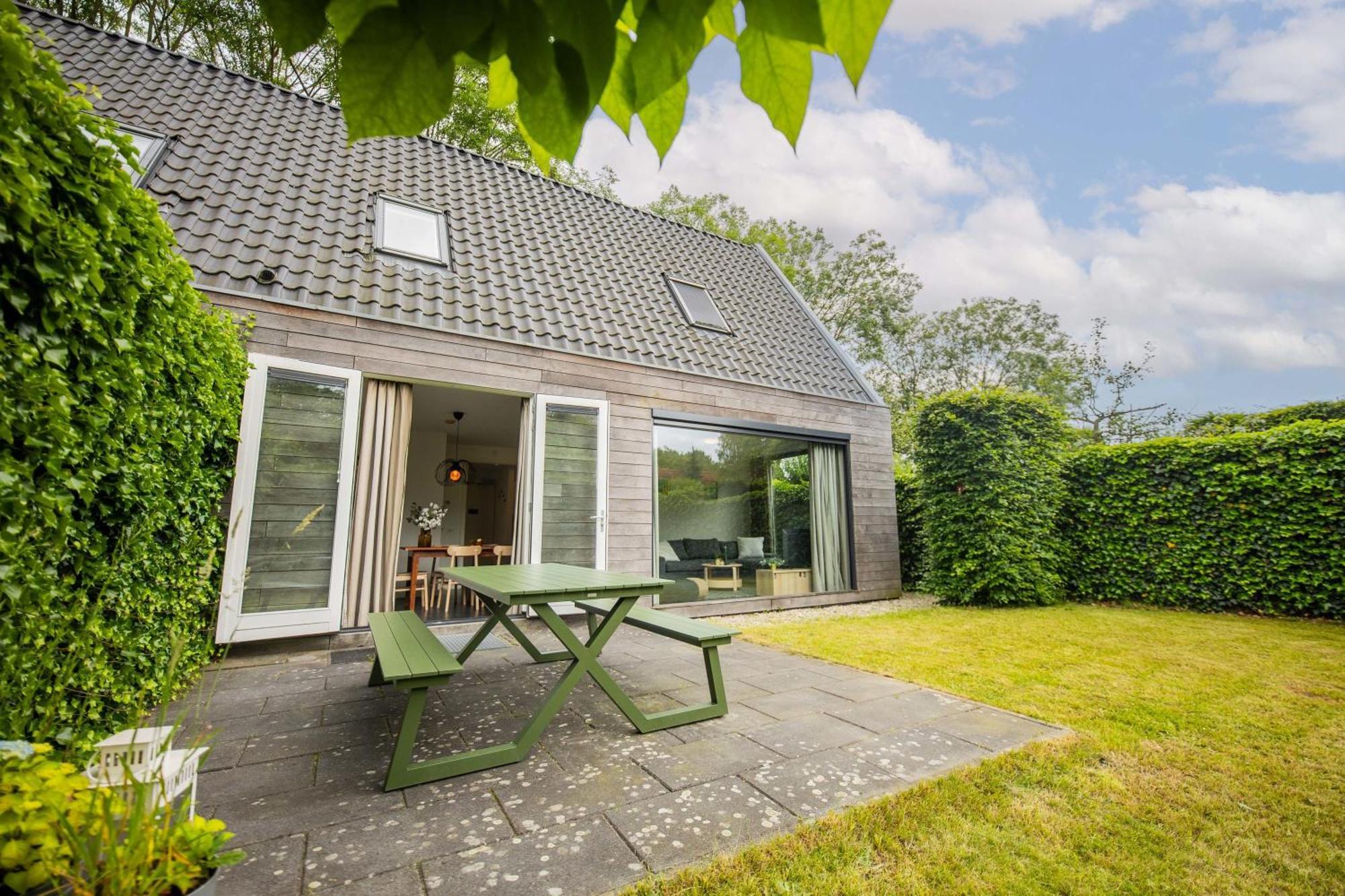 Superb 90m2 With Garden - Ks8a *